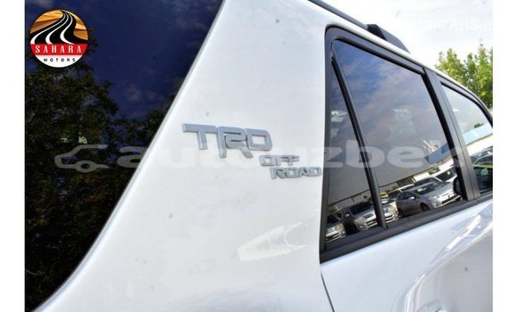 Buy Import Toyota 4Runner White Car in Import - Dubai in Andijon Buy Import Toyota 4Runner White Car in Import - Dubai in Andijon