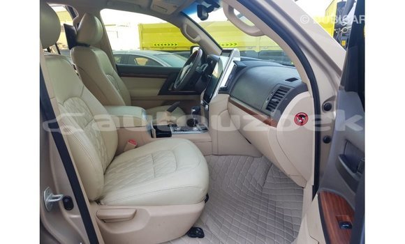 Buy Import Toyota Land Cruiser Other Car in Import - Dubai in Andijon Buy Import Toyota Land Cruiser Other Car in Import - Dubai in Andijon