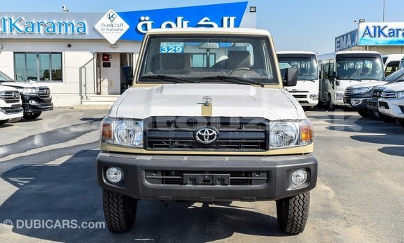 Buy Import Toyota Land Cruiser Beige Car in Import - Dubai in Andijon Buy Import Toyota Land Cruiser Beige Car in Import - Dubai in Andijon