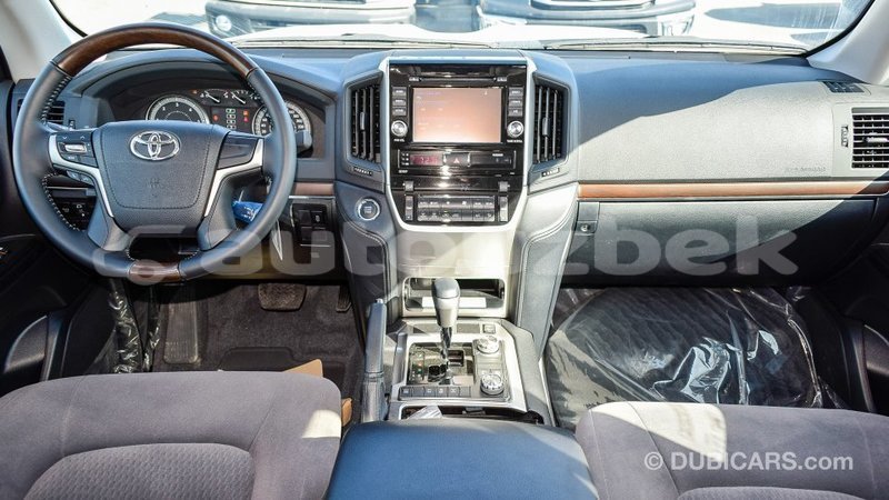 Big with watermark toyota land cruiser andijon import dubai 1980