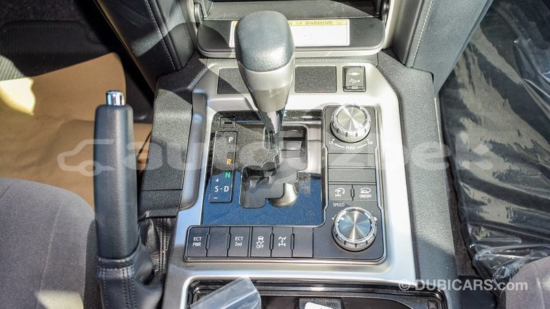 Big with watermark toyota land cruiser andijon import dubai 1980