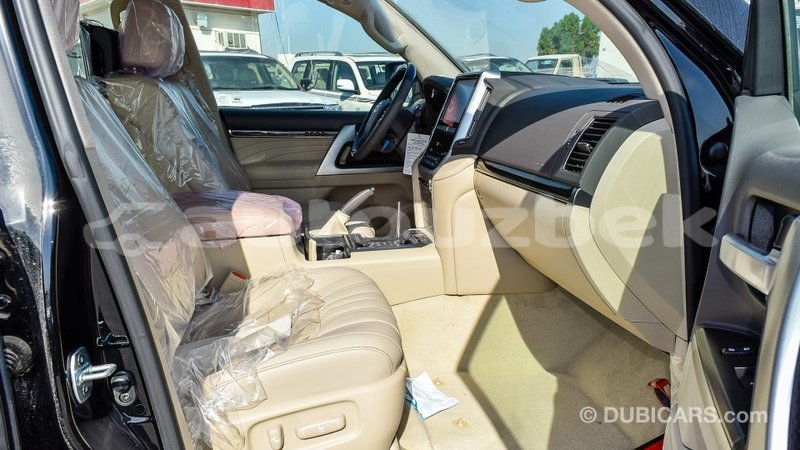 Big with watermark toyota land cruiser andijon import dubai 1981