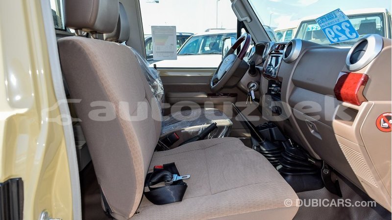 Big with watermark toyota land cruiser andijon import dubai 1984