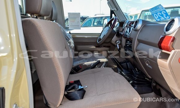 Buy Import Toyota Land Cruiser Beige Car in Import - Dubai in Andijon Buy Import Toyota Land Cruiser Beige Car in Import - Dubai in Andijon