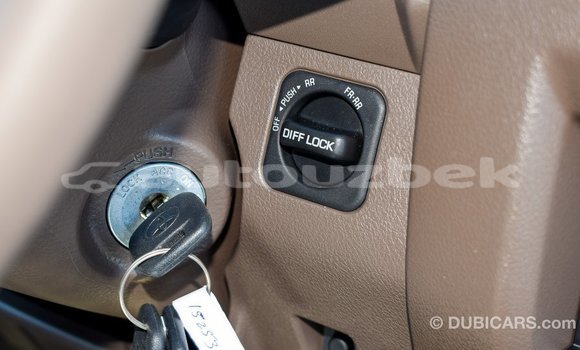Buy Import Toyota Land Cruiser Beige Car in Import - Dubai in Andijon Buy Import Toyota Land Cruiser Beige Car in Import - Dubai in Andijon
