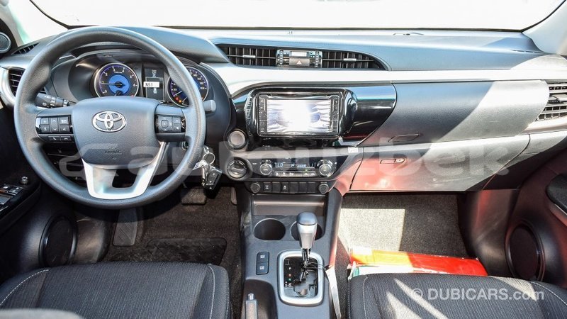 Big with watermark toyota hilux andijon import dubai 1986