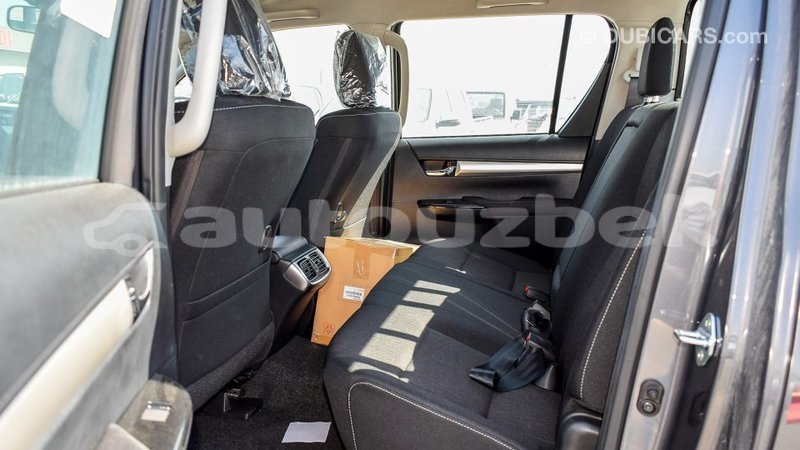 Big with watermark toyota hilux andijon import dubai 1986