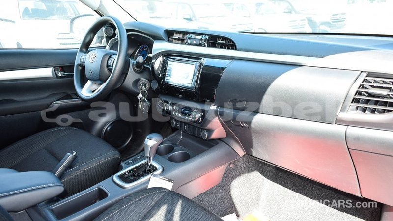 Big with watermark toyota hilux andijon import dubai 1986