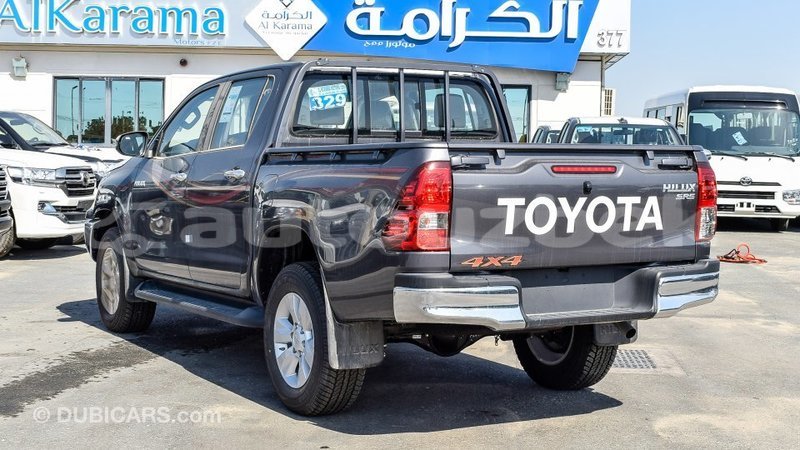 Big with watermark toyota hilux andijon import dubai 1986
