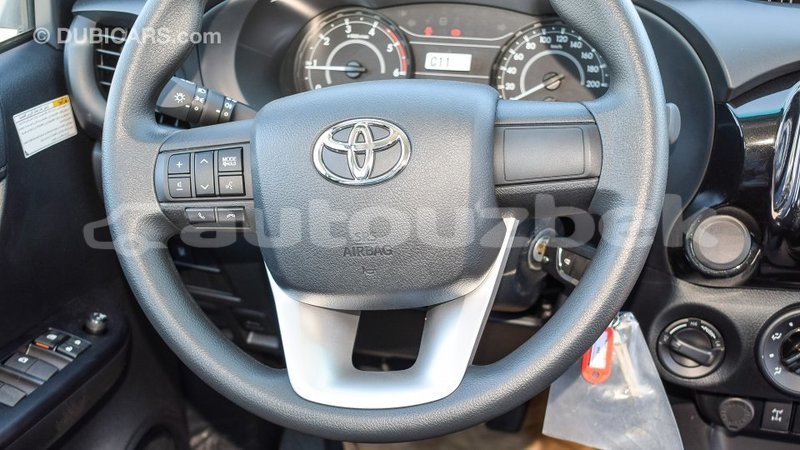 Big with watermark toyota hilux andijon import dubai 1988