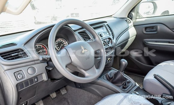 Buy Import Mitsubishi L200 White Car in Import - Dubai in Andijon Buy Import Mitsubishi L200 White Car in Import - Dubai in Andijon
