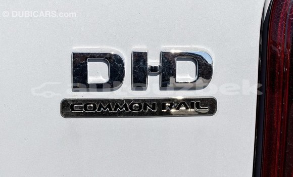 Buy Import Mitsubishi L200 White Car in Import - Dubai in Andijon Buy Import Mitsubishi L200 White Car in Import - Dubai in Andijon