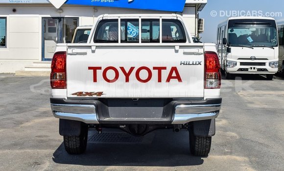 Buy Import Toyota Hilux White Car in Import - Dubai in Andijon Buy Import Toyota Hilux White Car in Import - Dubai in Andijon