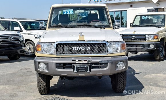 Buy Import Toyota Land Cruiser Beige Car in Import - Dubai in Andijon Buy Import Toyota Land Cruiser Beige Car in Import - Dubai in Andijon