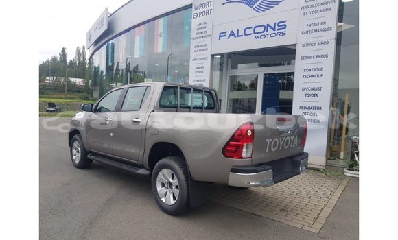 Buy Import Toyota Hilux Other Car in Import - Dubai in Andijon Buy Import Toyota Hilux Other Car in Import - Dubai in Andijon