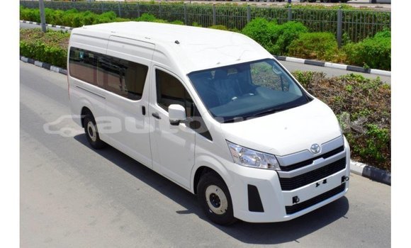 Buy Import Toyota Hiace White Car in Import - Dubai in Andijon Buy Import Toyota Hiace White Car in Import - Dubai in Andijon