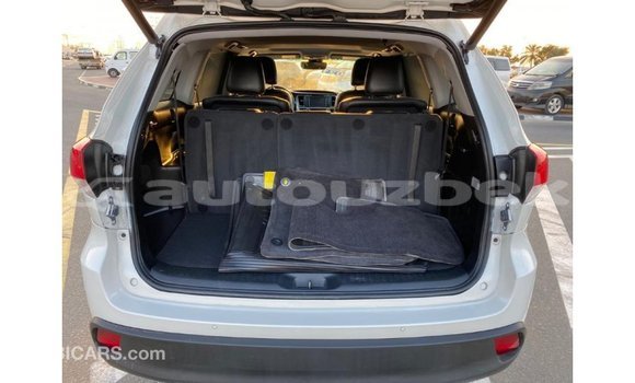 Buy Import Toyota Highlander White Car in Import - Dubai in Andijon Buy Import Toyota Highlander White Car in Import - Dubai in Andijon