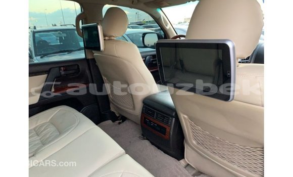 Buy Import Toyota Land Cruiser Blue Car in Import - Dubai in Andijon Buy Import Toyota Land Cruiser Blue Car in Import - Dubai in Andijon