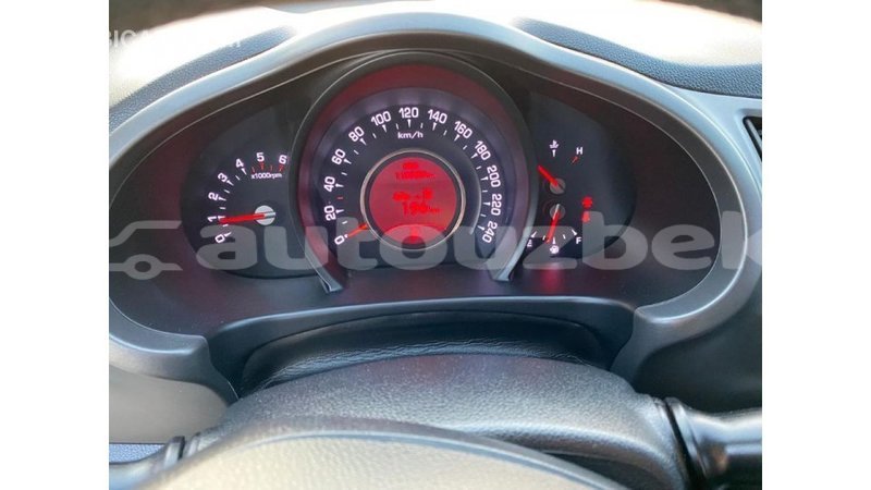 Big with watermark kia sportage andijon import dubai 2012