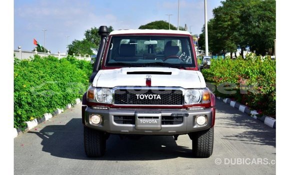 Buy Import Toyota Land Cruiser Red Car in Import - Dubai in Andijon Buy Import Toyota Land Cruiser Red Car in Import - Dubai in Andijon