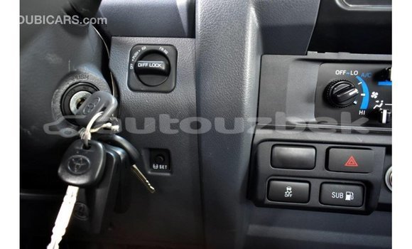 Buy Import Toyota Land Cruiser Red Car in Import - Dubai in Andijon Buy Import Toyota Land Cruiser Red Car in Import - Dubai in Andijon