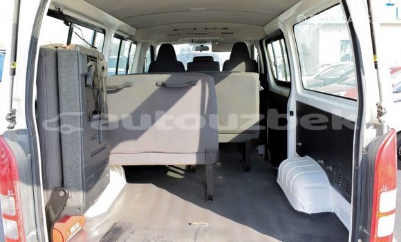 Buy Import Toyota Hiace White Car in Import - Dubai in Andijon Buy Import Toyota Hiace White Car in Import - Dubai in Andijon