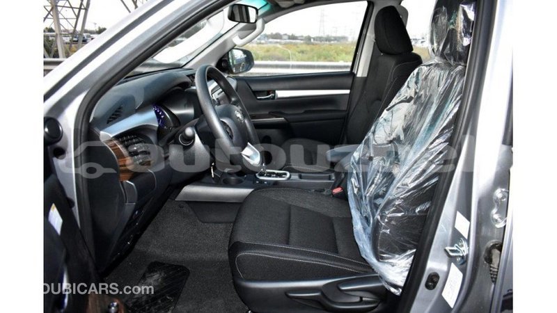 Big with watermark toyota hilux andijon import dubai 2023