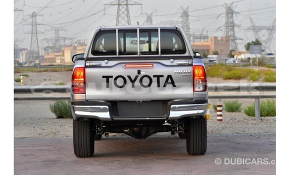 Buy Import Toyota Hilux Other Car in Import - Dubai in Andijon Buy Import Toyota Hilux Other Car in Import - Dubai in Andijon