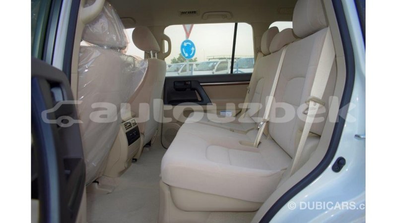 Big with watermark toyota land cruiser andijon import dubai 2033