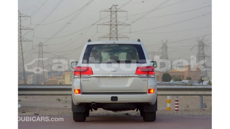 Big with watermark toyota land cruiser andijon import dubai 2033