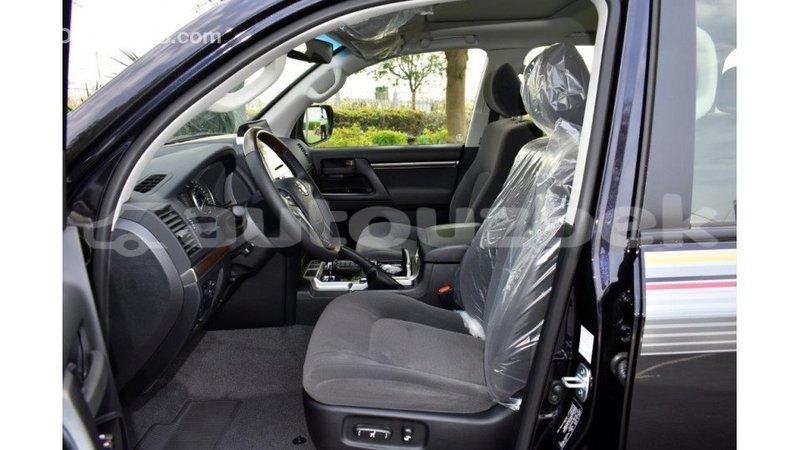 Big with watermark toyota land cruiser andijon import dubai 2042