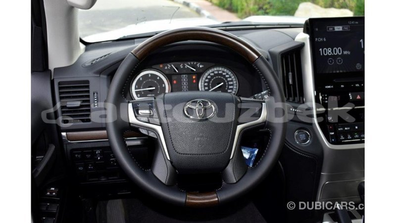 Big with watermark toyota land cruiser andijon import dubai 2042
