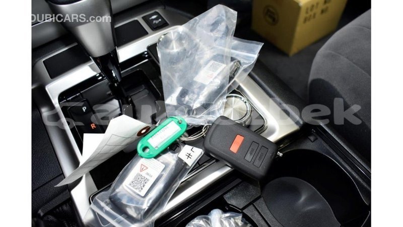 Big with watermark toyota land cruiser andijon import dubai 2042