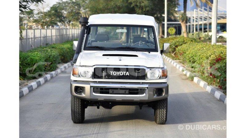 Big with watermark toyota land cruiser andijon import dubai 2049