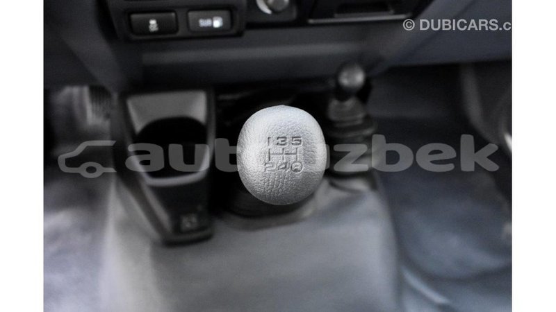 Big with watermark toyota land cruiser andijon import dubai 2049