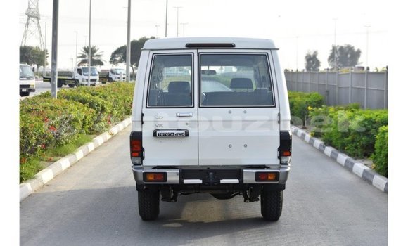 Buy Import Toyota Land Cruiser White Car in Import - Dubai in Andijon Buy Import Toyota Land Cruiser White Car in Import - Dubai in Andijon