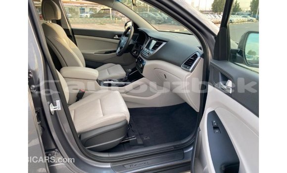 Buy Import Hyundai Tucson White Car in Import - Dubai in Andijon Buy Import Hyundai Tucson White Car in Import - Dubai in Andijon