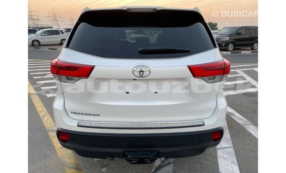 Buy Import Toyota Highlander White Car in Import - Dubai in Andijon Buy Import Toyota Highlander White Car in Import - Dubai in Andijon