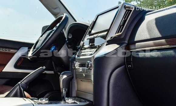 Buy Import Toyota Land Cruiser Black Car in Import - Dubai in Andijon Buy Import Toyota Land Cruiser Black Car in Import - Dubai in Andijon