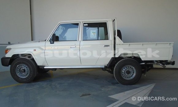 Buy Import Toyota Land Cruiser White Car in Import - Dubai in Andijon Buy Import Toyota Land Cruiser White Car in Import - Dubai in Andijon