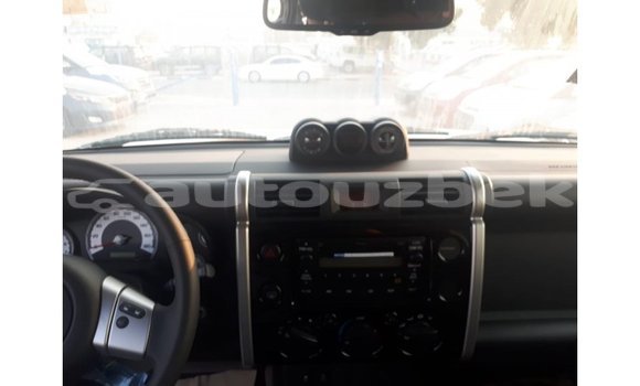 Buy Import Toyota FJ Cruiser Black Car in Import - Dubai in Andijon Buy Import Toyota FJ Cruiser Black Car in Import - Dubai in Andijon