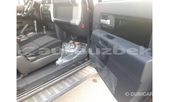Buy Import Toyota FJ Cruiser Black Car in Import - Dubai in Andijon Buy Import Toyota FJ Cruiser Black Car in Import - Dubai in Andijon