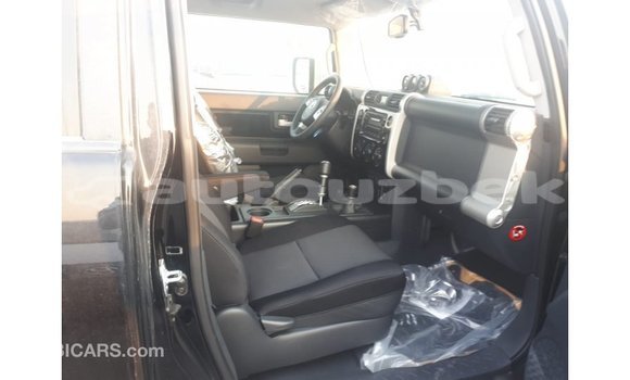 Buy Import Toyota FJ Cruiser Black Car in Import - Dubai in Andijon Buy Import Toyota FJ Cruiser Black Car in Import - Dubai in Andijon