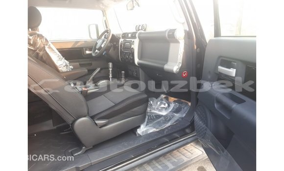 Buy Import Toyota FJ Cruiser Black Car in Import - Dubai in Andijon Buy Import Toyota FJ Cruiser Black Car in Import - Dubai in Andijon