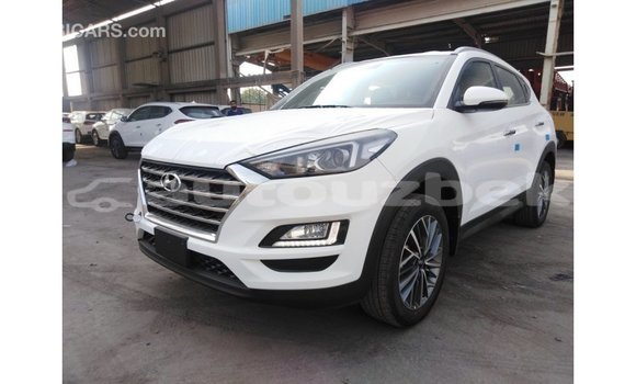 Buy Import Hyundai Tucson White Car in Import - Dubai in Andijon Buy Import Hyundai Tucson White Car in Import - Dubai in Andijon