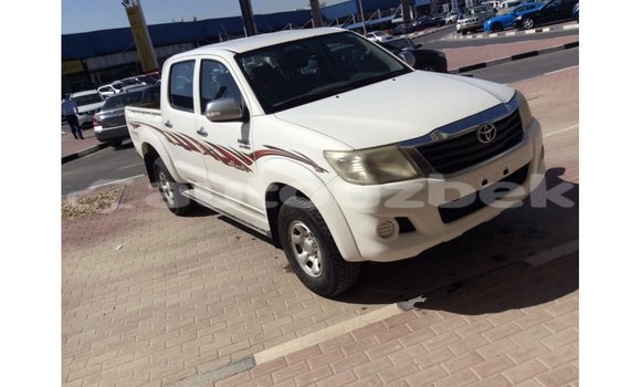 Buy Import Toyota Hilux White Car in Import - Dubai in Andijon Buy Import Toyota Hilux White Car in Import - Dubai in Andijon
