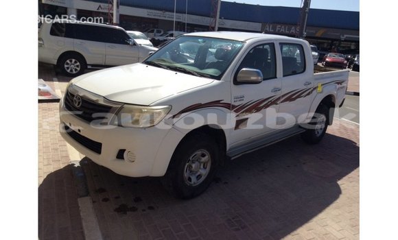 Buy Import Toyota Hilux White Car in Import - Dubai in Andijon Buy Import Toyota Hilux White Car in Import - Dubai in Andijon
