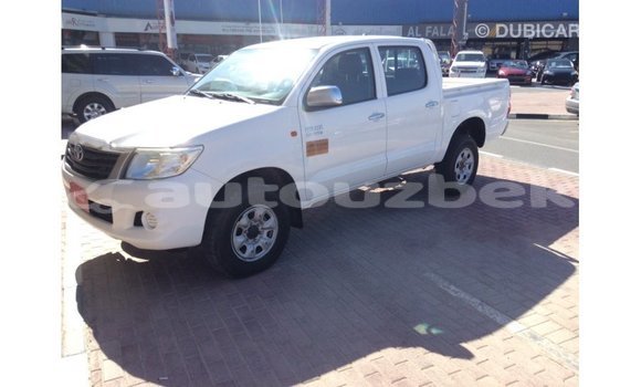 Buy Import Toyota Hilux White Car in Import - Dubai in Andijon Buy Import Toyota Hilux White Car in Import - Dubai in Andijon