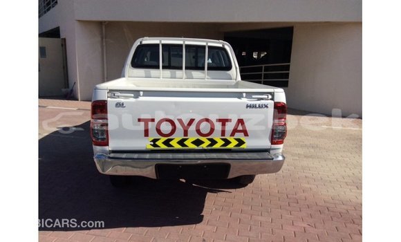 Buy Import Toyota Hilux White Car in Import - Dubai in Andijon Buy Import Toyota Hilux White Car in Import - Dubai in Andijon