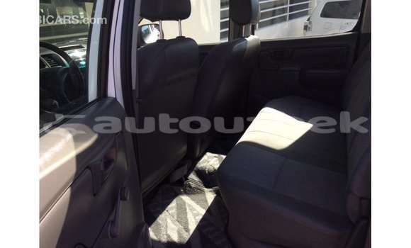 Buy Import Toyota Hilux White Car in Import - Dubai in Andijon Buy Import Toyota Hilux White Car in Import - Dubai in Andijon